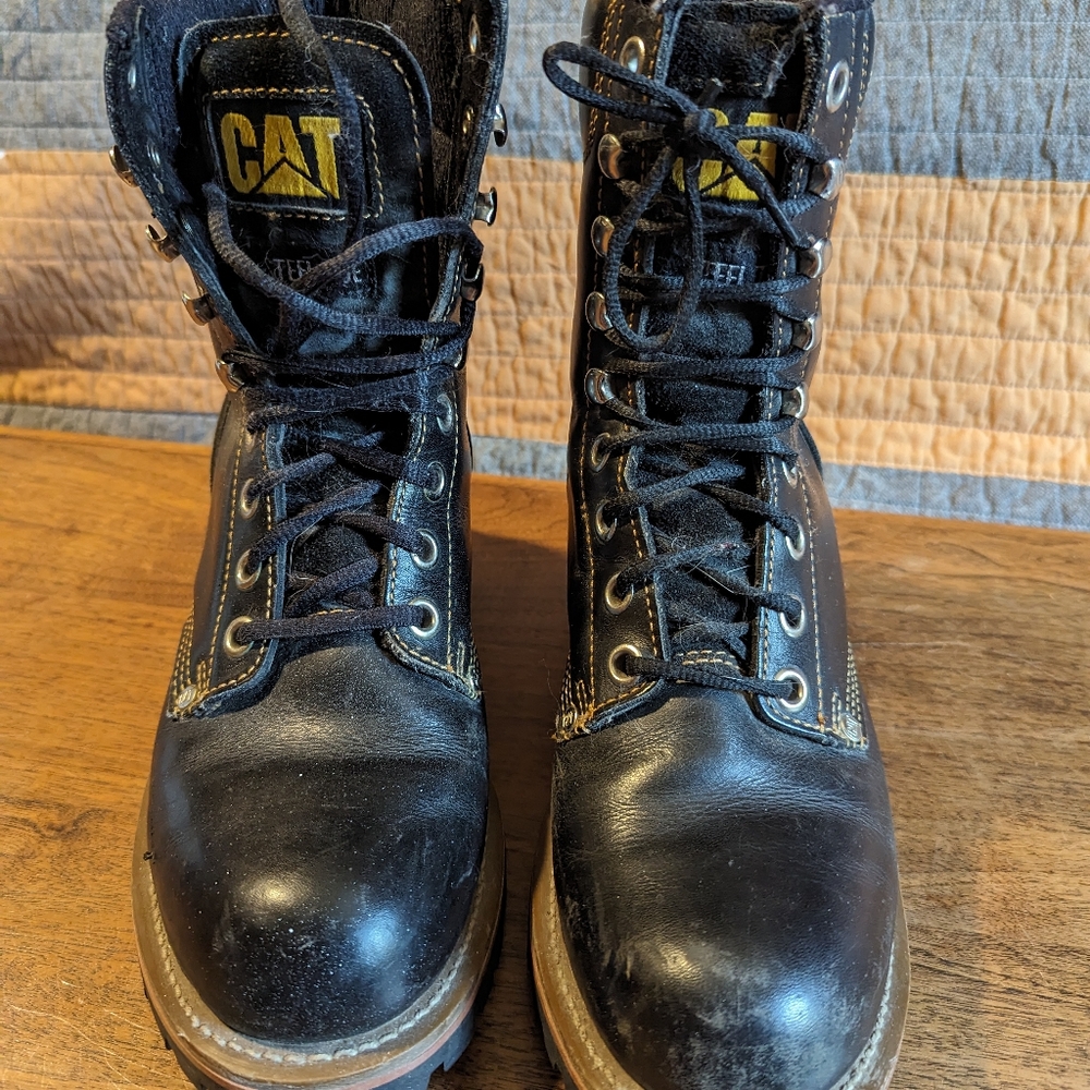 Caterpillar Men's steel toe leather boots size 8 (fits women 10)